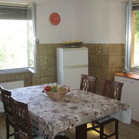 Bifamiliare Apartment